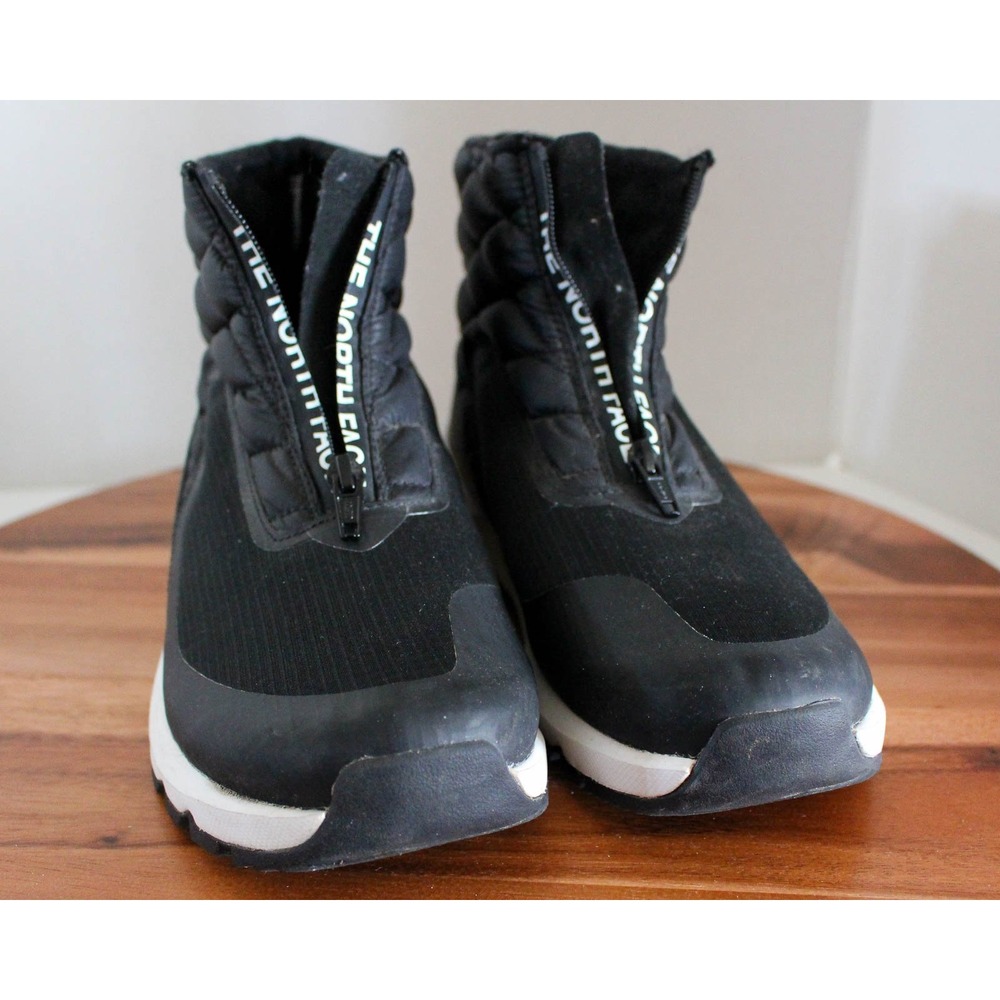 The North Face Boots Womens 10 Black Quilted Thermoball Traction Zip Winter - Picture 8 of 9